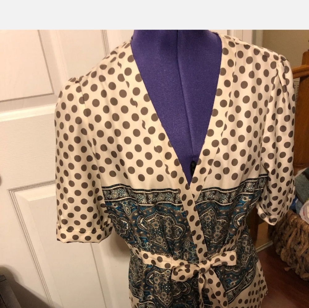 Ann Taylor Polyester Sz 12 Cross Wrap Bodice Print Polka Dots Teal Olive Blouse
